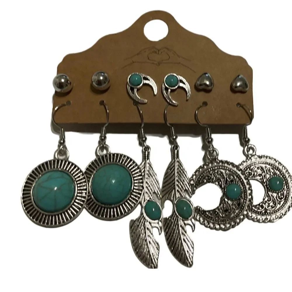 NWT 6 piece Native Western earrings